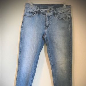 Ann Taylor LOFT Long Crop Jean 30”
